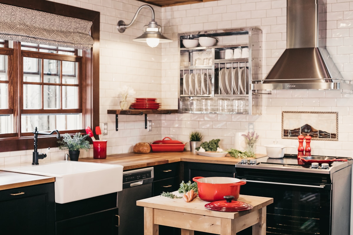 Best countertop materials for kitchen remodeling including quartz granite and butcher block