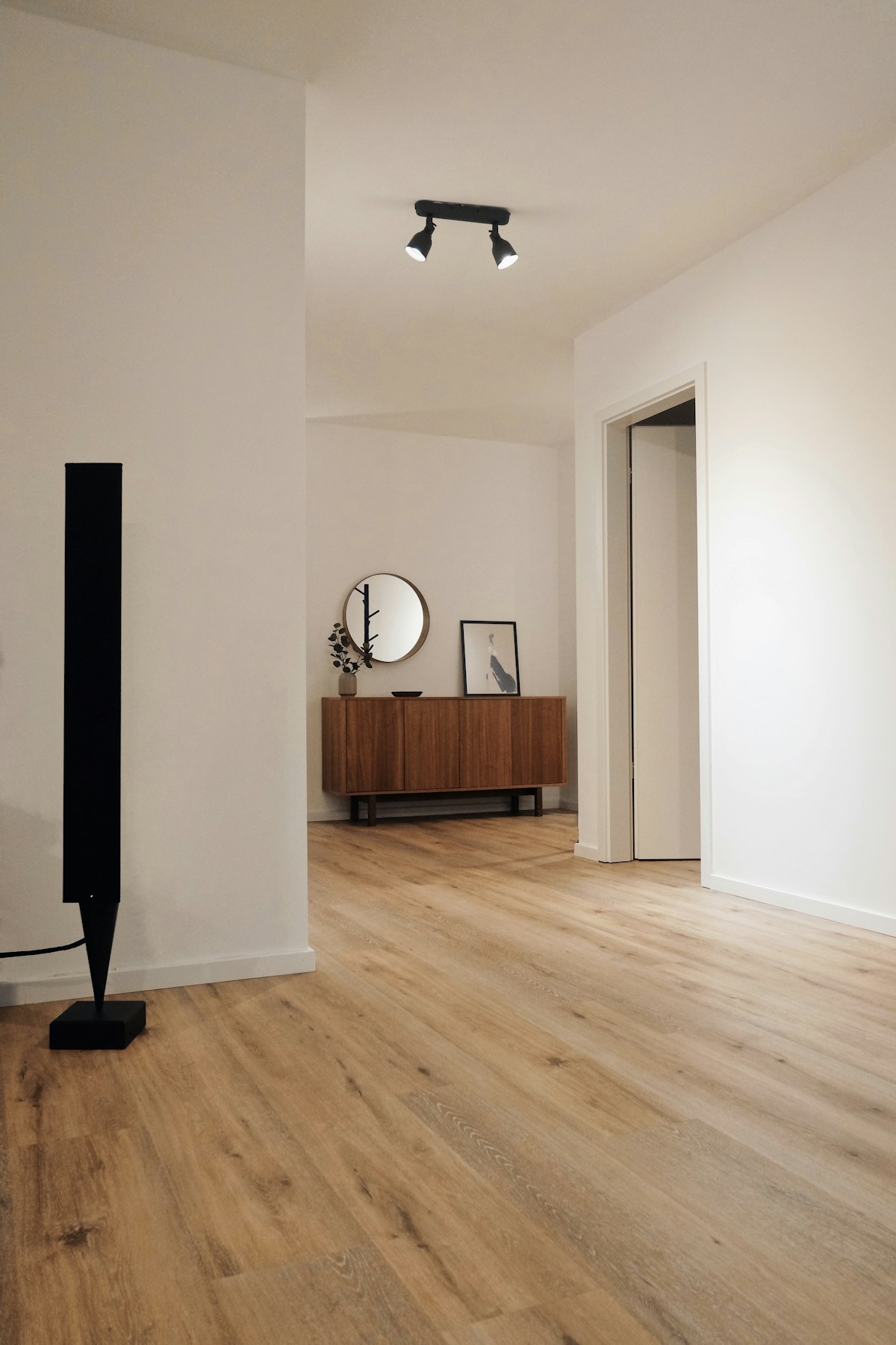 Best flooring options for home renovation including hardwood, LVP, and tile